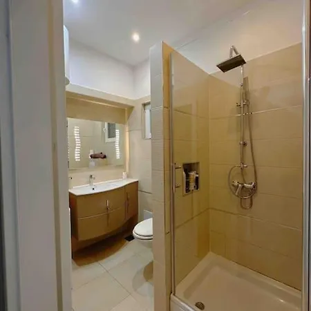 Apartment Modern For 2 In The Center Of The Town